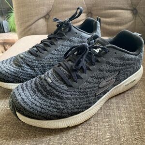 Skechers Performance Go Run 7+ size 10